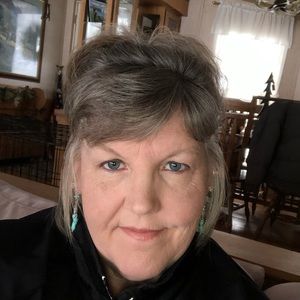 Meet your Posher, Ellen